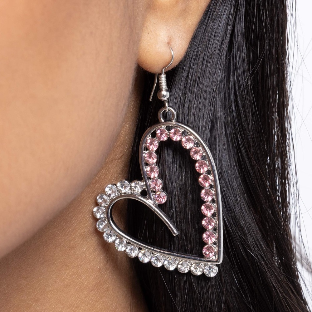 NWT Silver/Pink Rhinestones Heart Earrings(Last One)